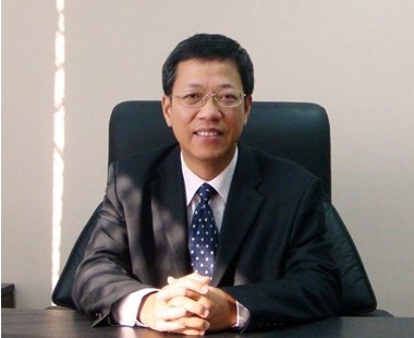 长金投资执行董事、总裁郑晓军。jpg 转:2016年度十大举牌人:除了玩险资的“老司机” 还有这些人! - 孟宪民 - 书法家孟宪民的博客