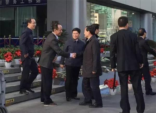 冠 博 娱 乐 场