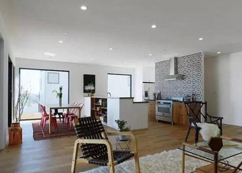  小伙自建奢华别墅 :地处魔都1500元一平米_手