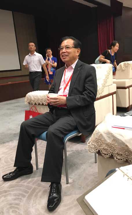 李东生接受媒体采访