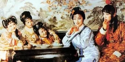 《红楼梦》里的富贵闲人如何吃大闸蟹?