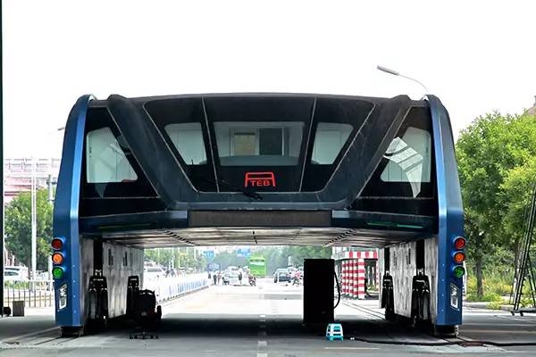 惊天金融骗局:曾经的“治堵神器”巴铁被举报非法集资! 已被刑拘32人