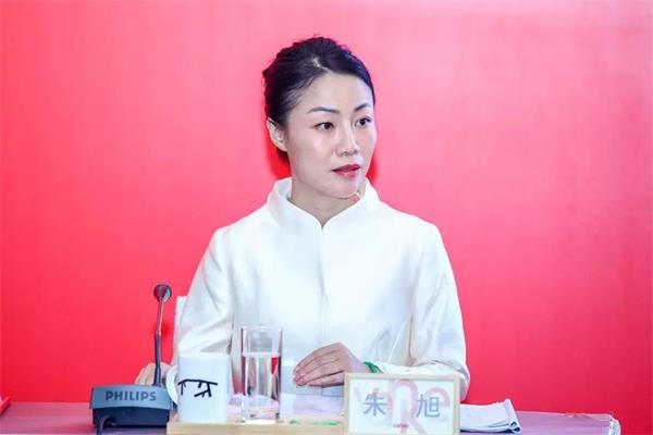 sz) 正文   万科副总裁,董事会秘书朱旭表示,2018年万科分红118亿元
