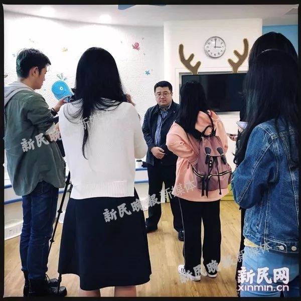 携程集团党委书记,副总裁施琦接受媒体采访.新民晚报新民网萧君玮摄