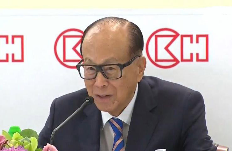 李嘉诚到底赚了多少钱？