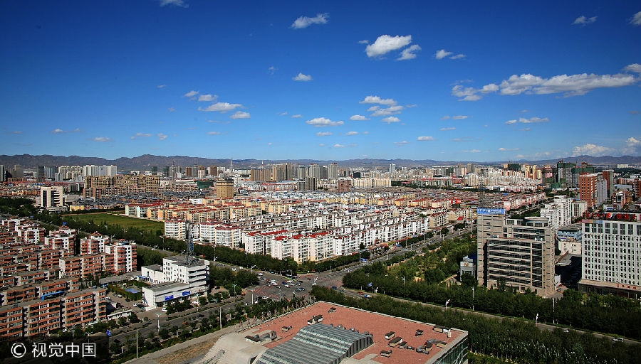 内蒙古包头二里半机场,对于第一次来的人,还以为距离市区只有二里半