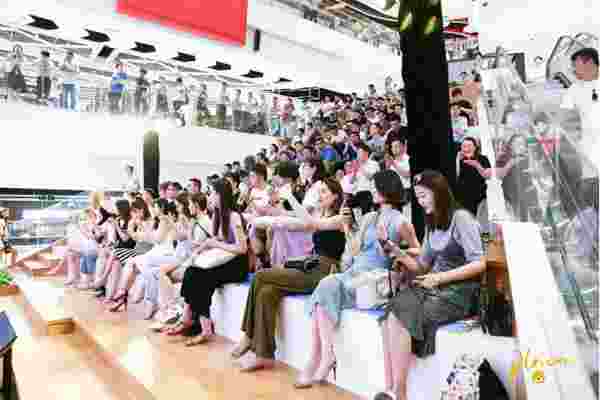 西安苏宁易购广场开业发布会现场