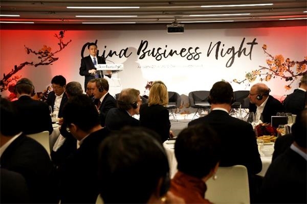 肖亚青:鼓励外资企业和民营企业积极参与国有资产和国有企业改革