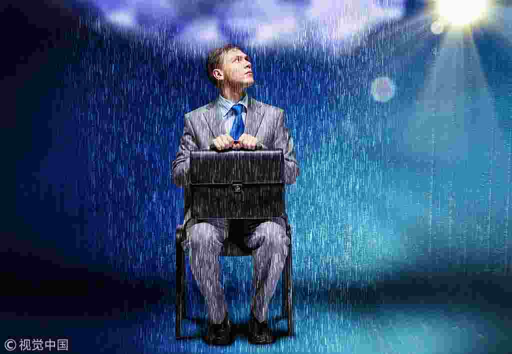 汪洋：把提高工作摆在突出位置