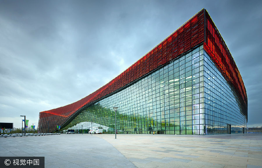 乌克拉玛依人均gdp_克拉玛依 全国我们最有钱, 但我们不是土豪(3)