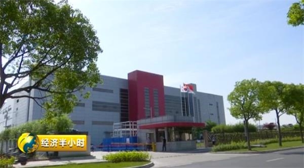 11年 从门外汉到化妆品牌创始人、从0收入到10个亿！她的成功秘诀是…
