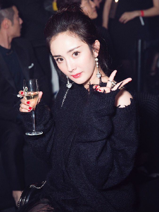 VCG11495145075杨幂。jpg 娱乐圈最权威的女星颜值排名 有你喜欢的明星没?