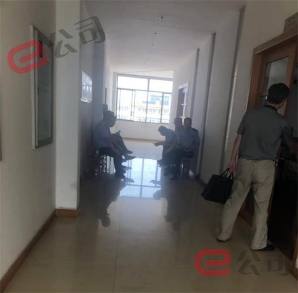 出尔反尔意欲何为
