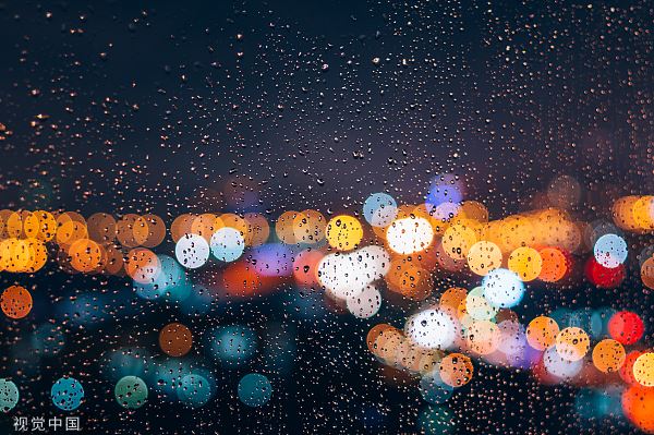 VCG41541183710雨滴。jpg