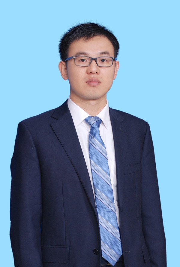 孙炎，毕业于厦门大学金融系，2015年联合创立无量资本并担任总经理，