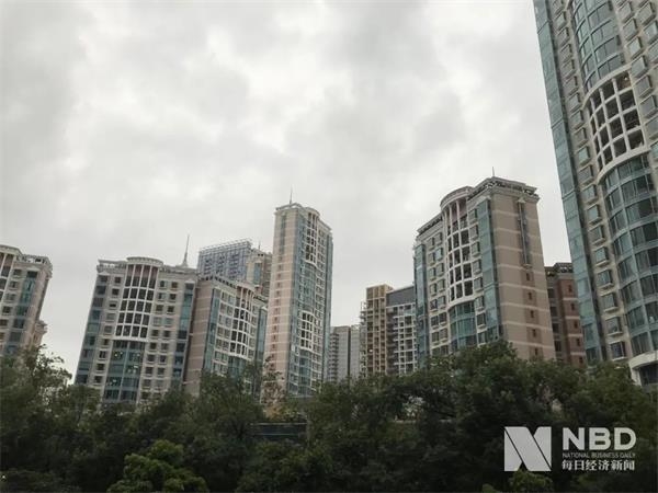 深圳调控见效了：二手房成交跌去8成 中介们转战临深城市