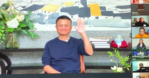 马云出现在链接数百名乡村教师的视频中后两个多月来第一次“消失” _东方财富网